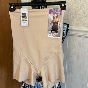 Naomi & Nicole® Shapewear Women's Booty Boost High-Waist Boyshort. NWT